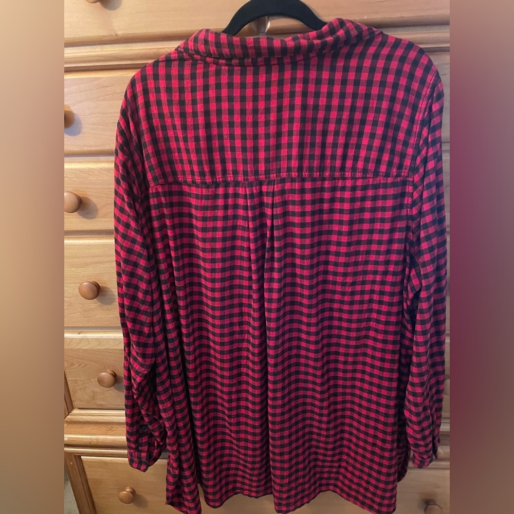 Women’s Lane Bryant Red and Black Buffalo Check Flannel Tunic Size 28W Plus. - Picture 3 of 8